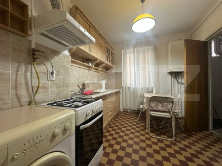 Apartament 3 camere decomandat, 80 mp, garaj + parcare, pet - Photo 5