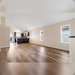 3 Beds 2 Bath Upper Suite In Timberstone Red Deer - Photo 2