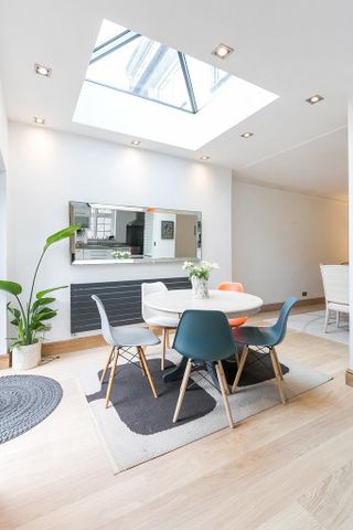 5 bedroom semi-detached house to rent - Photo 3