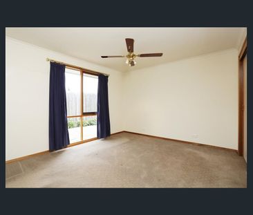 3 Bexley Close, Werribee, Vic 3030 - Photo 4