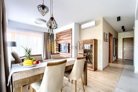 Warszawa, Śródmieście, Grzybowska - Zdjęcie 4