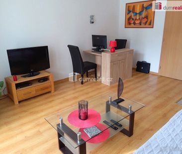 Pronájem bytu 1+kk a garsoniéry 36 m² - Photo 1