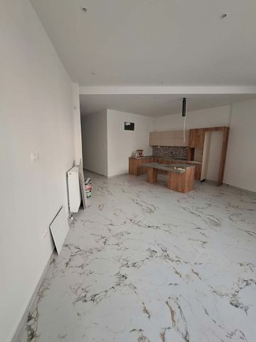 Διαμέρισμα για ενοικίαση Βάρνα (Συκιές) - Photo 5