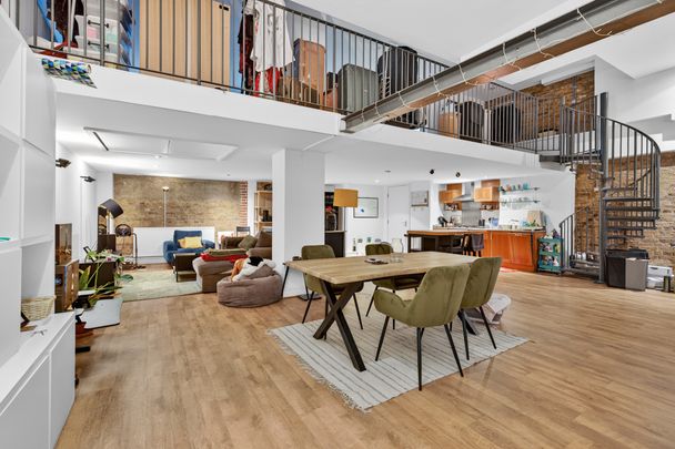 The Chandlery, Gowers Walk, Aldgate East, E1 8BH - Photo 1