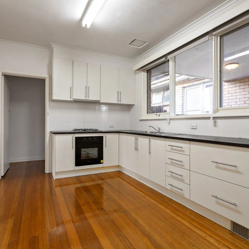 Unit 4/8-12 Parring Road, Balwyn. - Photo 1