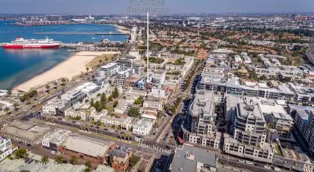 “Beachside Boutique Living” - Photo 4