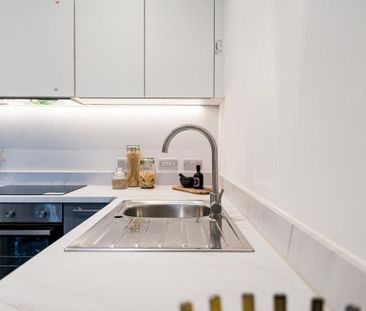 2 bedroom flat to rent - Photo 6