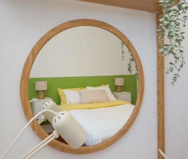 Room in a shared 6-bedroom apartment for rent in Lisbon, professionals only - Foto 2