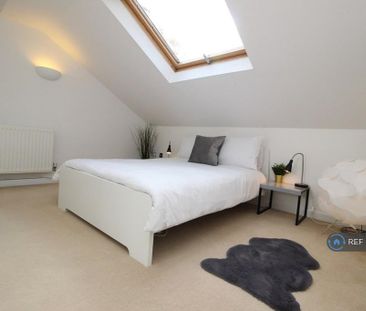 2 bedroom end of terrace house to rent - Photo 6