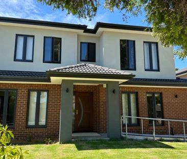 27 Morton Street, Melbourne - Photo 1