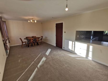 3 bedroom house to rent - Photo 3