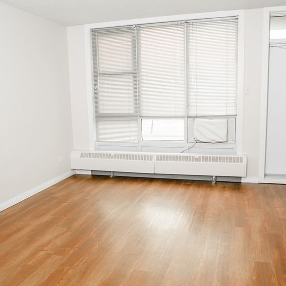 2300 Portage Avenue, Manitoba, R3J 0M4, Winnipeg - Photo 1