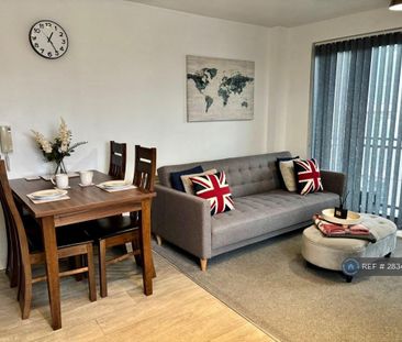 2 bedroom flat to rent - Photo 2