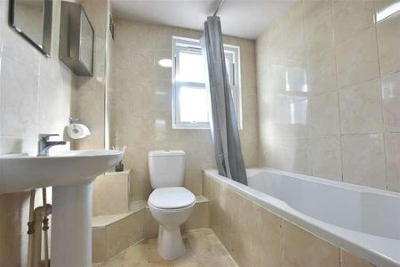 Vicarage Road, Burwash Common, TN19 - Photo 3