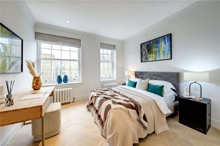 A luxurious two bedroom apartment located in the sort after Covent Garden area. - Photo 3