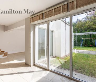 Dom w zabudowie szeregowej z ogrodem na Targówku - Фото 1