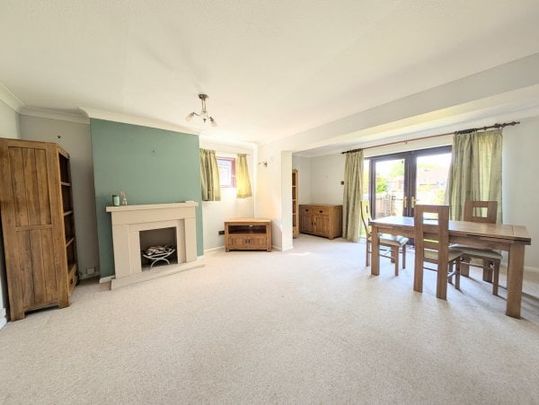 Bosham 3 bedroom house to rent - Photo 1
