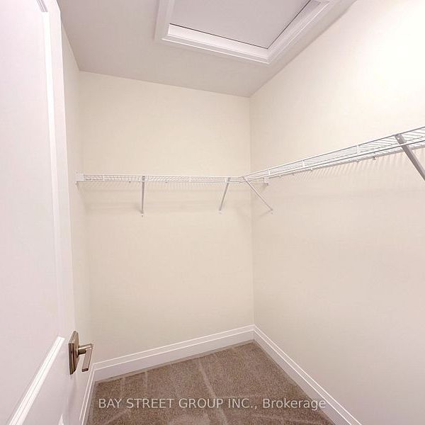 For Lease - 2805 Albatross Way Unit# BedRoom, Pickering, Ontario - Photo 1
