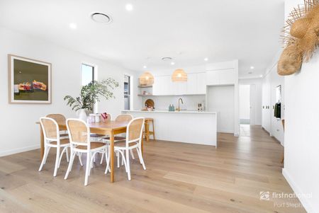 Stylish Modern Home in the heart of Nelson Bay - Photo 5