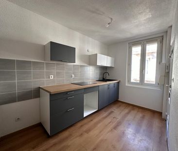 Location Appartement 3 pièces 46m² SETE 34200 - Photo 2