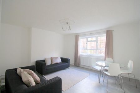 3 bedroom flat to rent - Photo 2