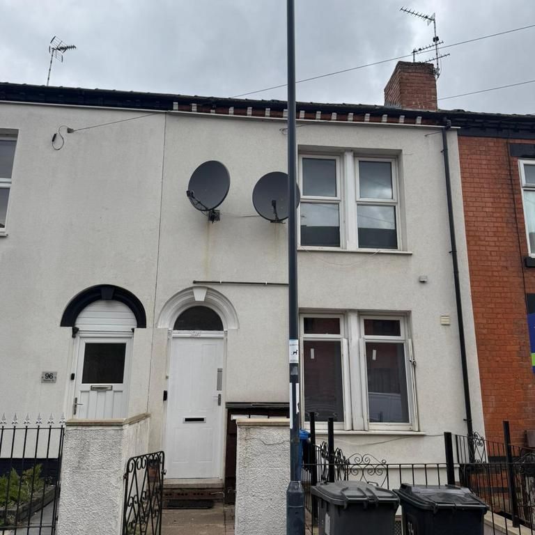 1 bedroom house of multiple occupation to rent - Photo 1