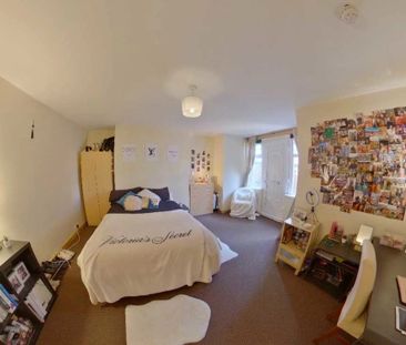 6 Bedroom Mid Terraced House for rent in Queens Road - Photo 5