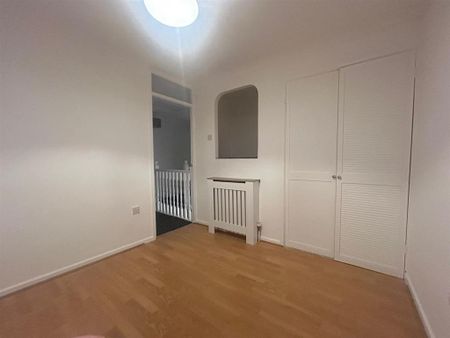 3 bedroom terraced house to rent - Photo 2