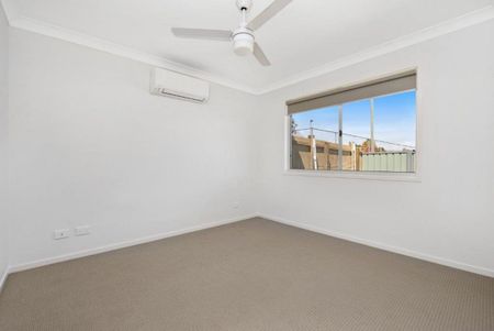 Modern Three Bedroom Unit - Photo 3