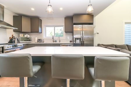 For Lease - 194 Escarpment Crescent, Collingwood, Ontario - Photo 2