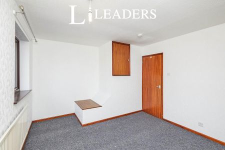 2 bedroom terraced house to rent - Photo 3