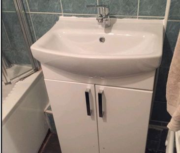 Room in a Shared House, Aldermoor Avenue, SO16 - Photo 1