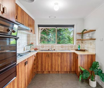 2/300-302 Blackburn Road, Glen Waverley - Photo 1