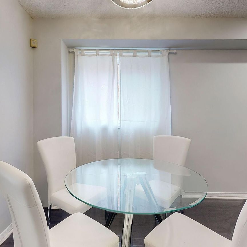 For Lease - 8 Estoril Street Unit# Upper, Richmond Hill, Ontario - Photo 1