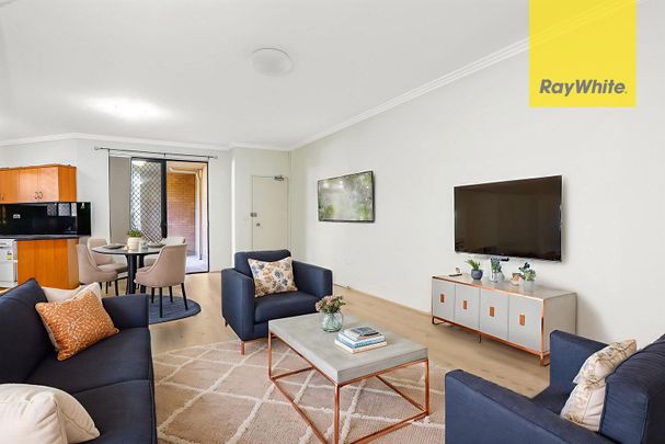 Modern 2-Bedroom Ground Floor Apartment in Prime Westmead Location - Photo 1