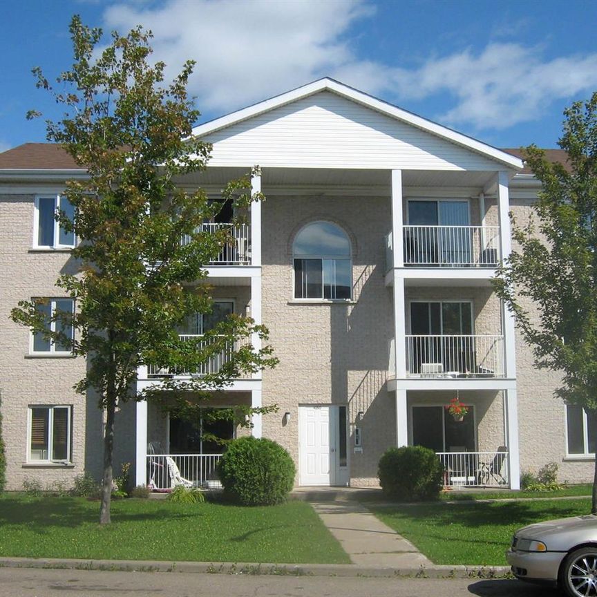 5 1/2 - 460 RUE TANGUAY, Trois-Rivieres - Photo 1