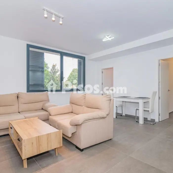 Piso en alquiler en Calle López de Neira - Photo 1