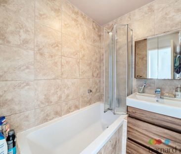 3 bedroom flat to rent - Photo 6