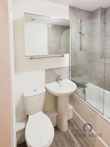 2 bedroom flat to rent - Photo 4