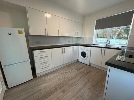 2 bedroom end of terrace house to rent - Photo 5