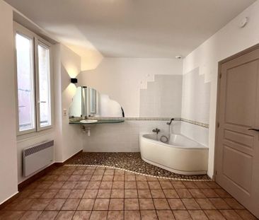 Location Appartement 2 pièces 28m² LA CIOTAT 13600 - Photo 6