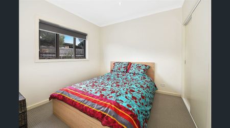 2/27 Lane Crescent, Reservoir VIC 3073 - Photo 4