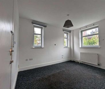 Clayponds Lane, Brentford, TW8 - Photo 2