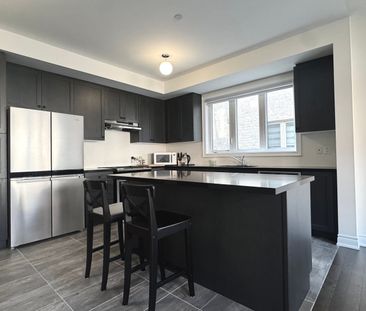 For Lease - 63 Erintol Way, Markham, Ontario - Photo 4