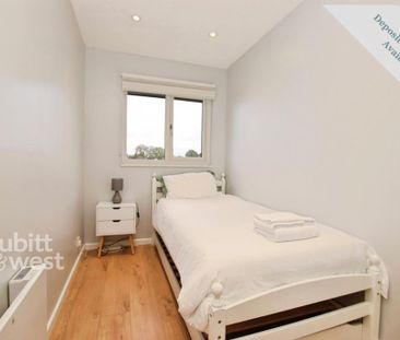 2 bedroom apartment to rent - Photo 5