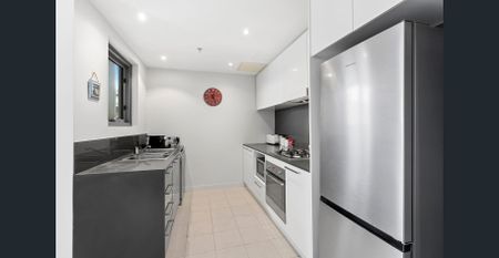 Immaculate - Executive Lifestyle - Photo 3