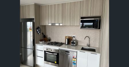 Fully Furnished Unit in a Convenient Location - Photo 4