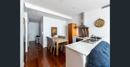 Boutique City Living with Historic Charm & Modern Luxury - Photo 4