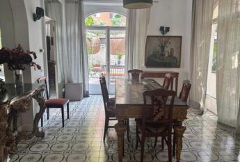 Villa-Parioli: Beautiful independent house with large private garden and terraces. Spacious living, formal dining, study-music room, sun room, 5 bedrooms, 4 bathrooms, parking. rif 163