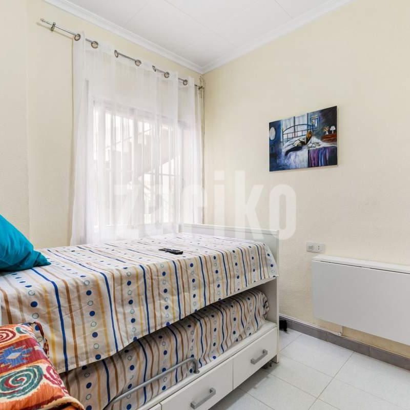 2 bedroom ground floor apartment in the Barros area - Photo 1